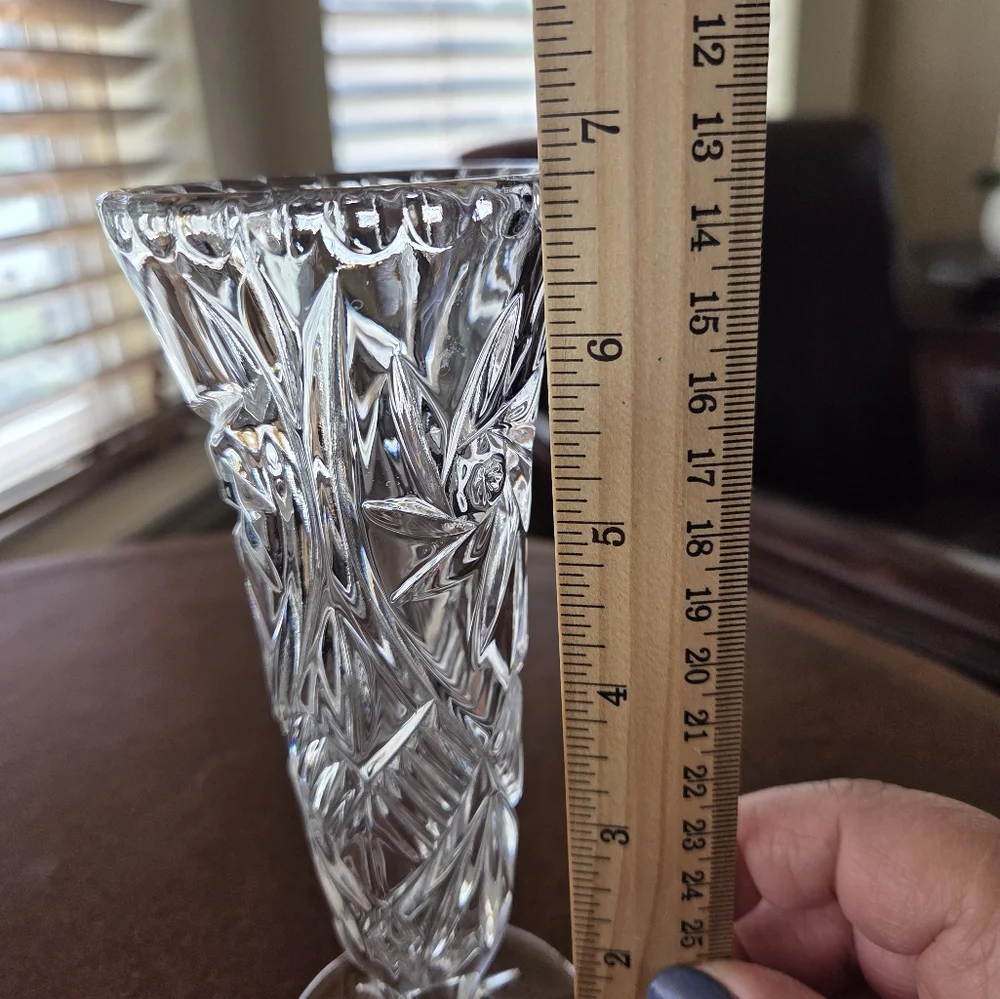 Vintage Crystal Pinwheel Design Flower Bud Vase 6.75